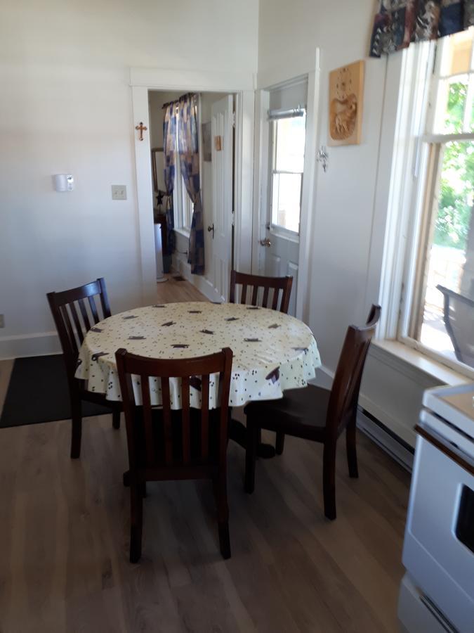 キャンベルトン Dans Les Draps De Morphee Bed & Breakfast エクステリア 写真