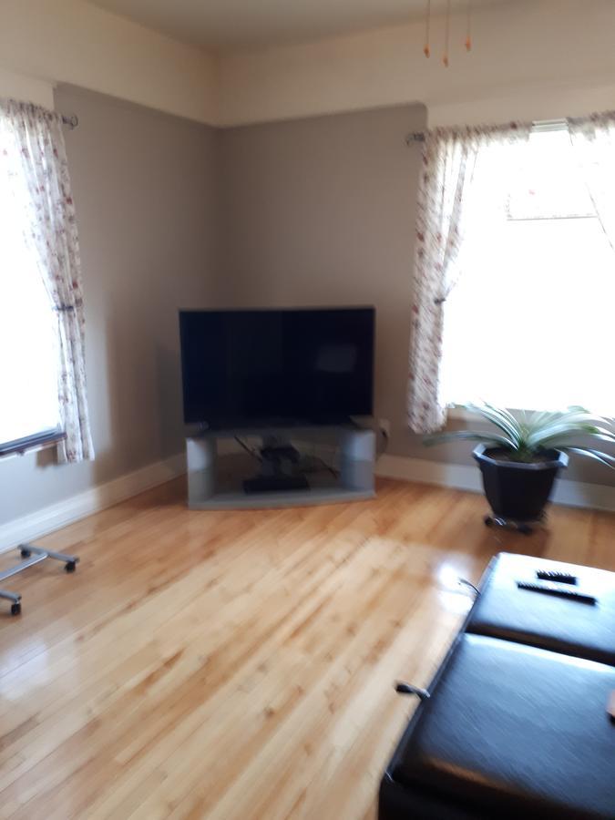 キャンベルトン Dans Les Draps De Morphee Bed & Breakfast エクステリア 写真