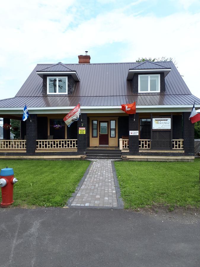 キャンベルトン Dans Les Draps De Morphee Bed & Breakfast エクステリア 写真